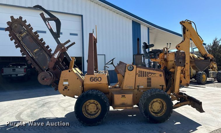 image for item OA9570 1992 Case 660 trencher