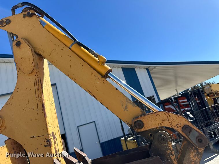 image for item OA9570 1992 Case 660 trencher