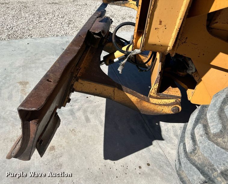 image for item OA9570 1992 Case 660 trencher