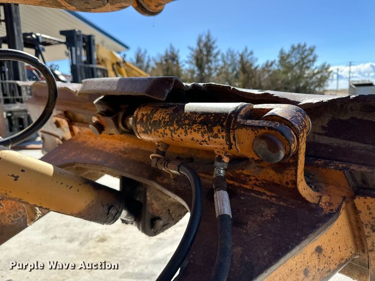 image for item OA9570 1992 Case 660 trencher