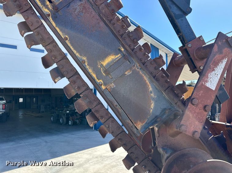 image for item OA9570 1992 Case 660 trencher