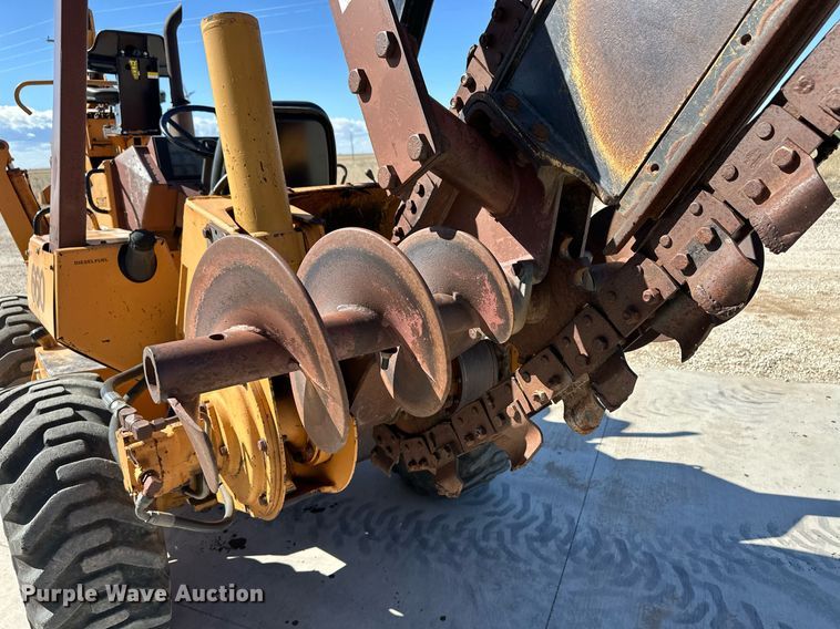 image for item OA9570 1992 Case 660 trencher