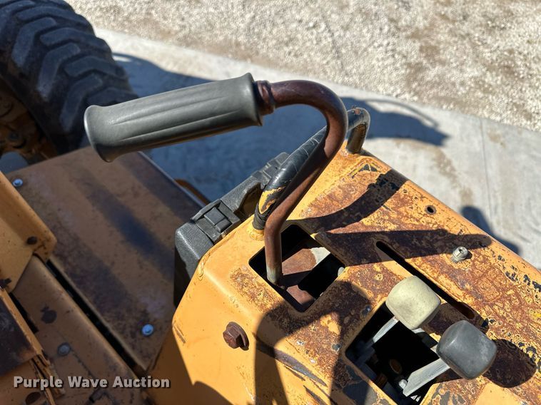 image for item OA9570 1992 Case 660 trencher