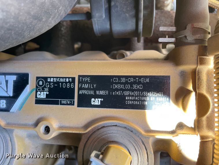 image for item OG9794 2015 Caterpillar  262D skid steer loader