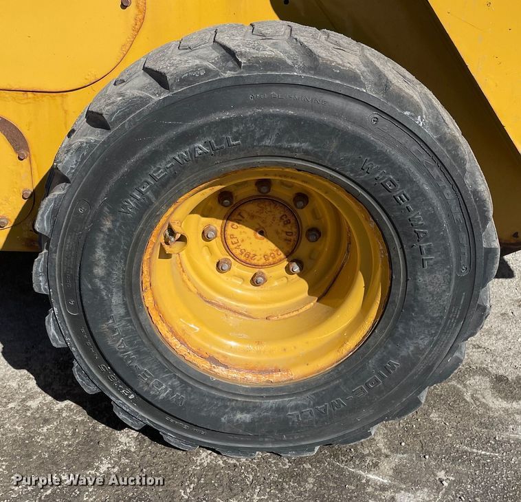 image for item OG9794 2015 Caterpillar  262D skid steer loader