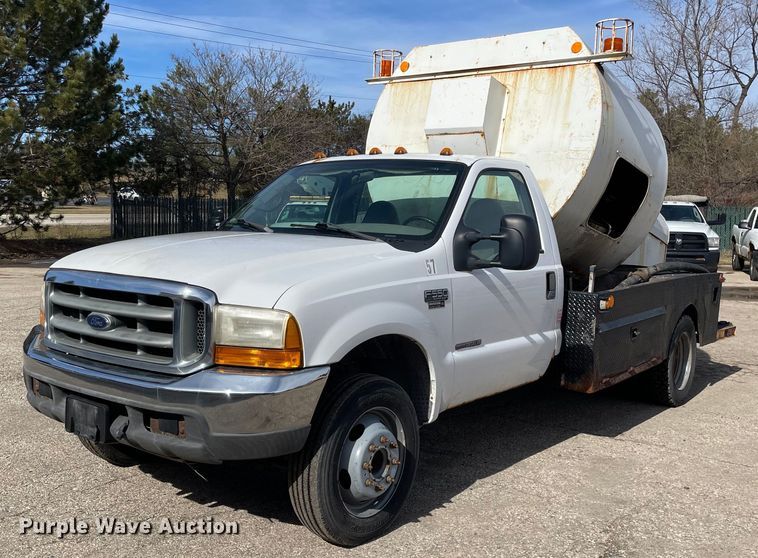 image for item OG9814 1999 Ford F550 Super Duty XLT sewer rodder truck