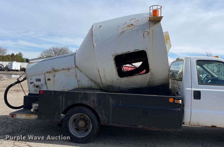 image for item OG9814 1999 Ford F550 Super Duty XLT sewer rodder truck