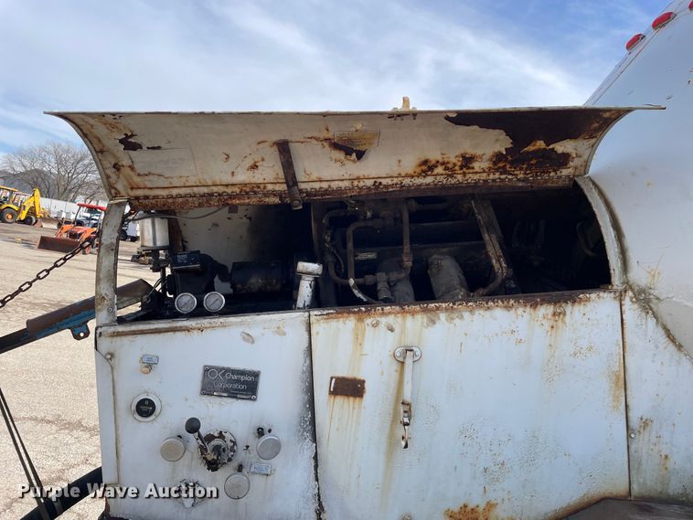 image for item OG9814 1999 Ford F550 Super Duty XLT sewer rodder truck