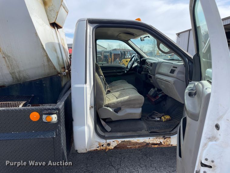 image for item OG9814 1999 Ford F550 Super Duty XLT sewer rodder truck