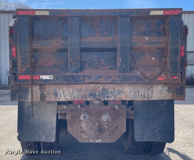 image for item OG9815 1996 International 8100 dump truck