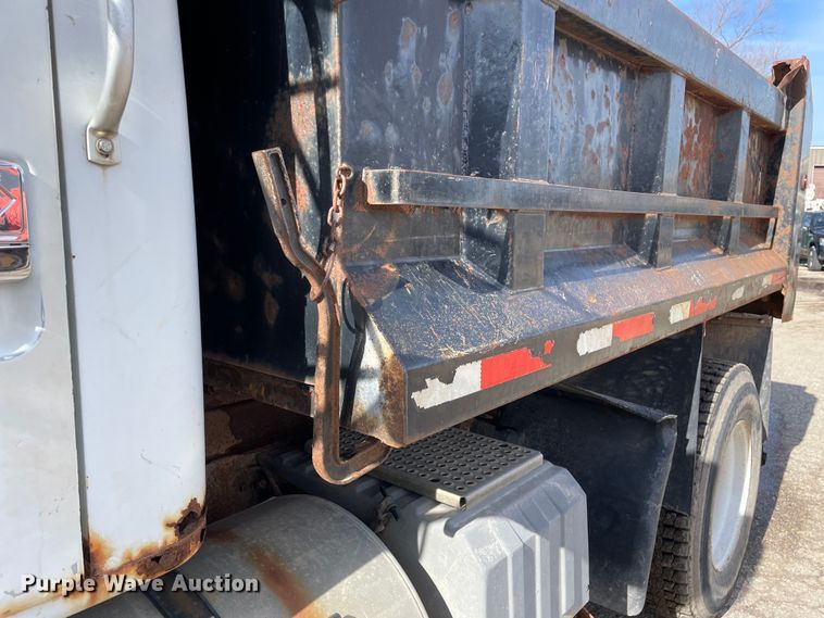 image for item OG9815 1996 International 8100 dump truck