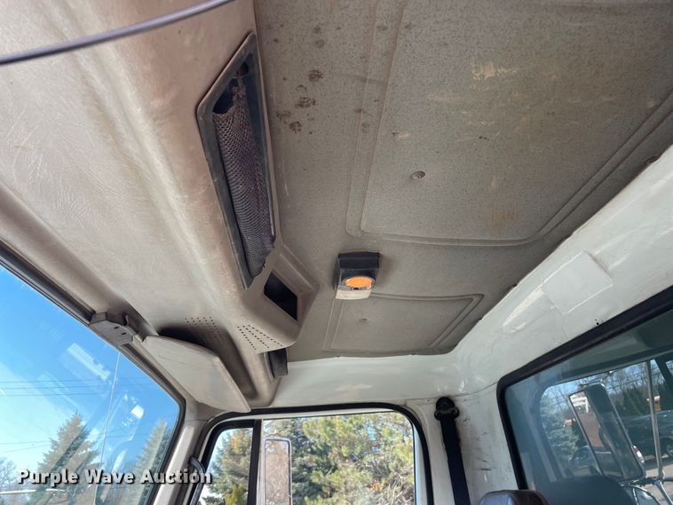 image for item OG9815 1996 International 8100 dump truck