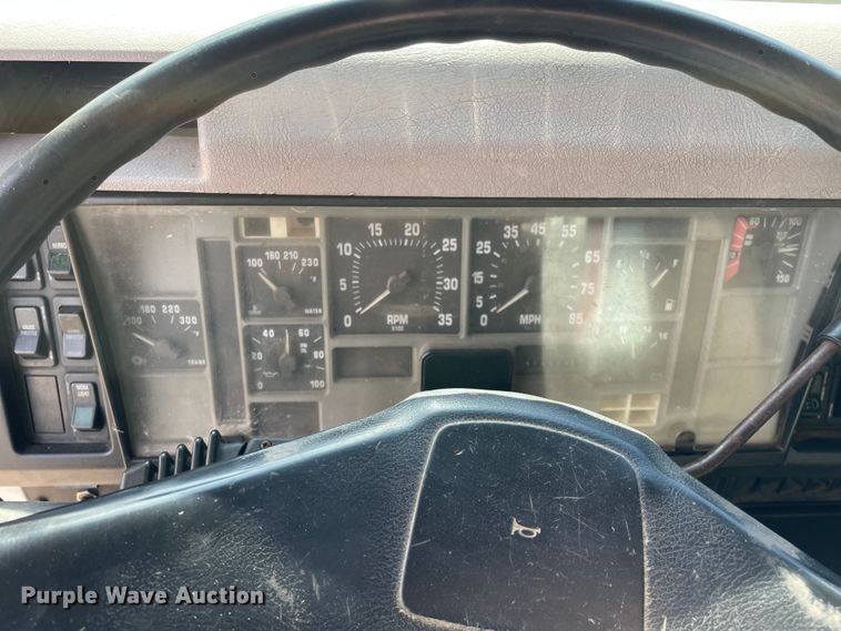 image for item OG9815 1996 International 8100 dump truck