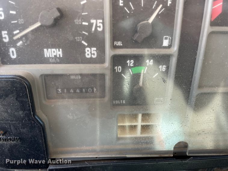 image for item OG9815 1996 International 8100 dump truck