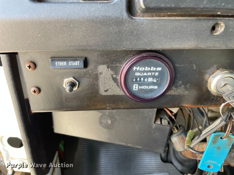 image for item OG9815 1996 International 8100 dump truck