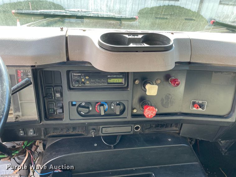 image for item OG9815 1996 International 8100 dump truck