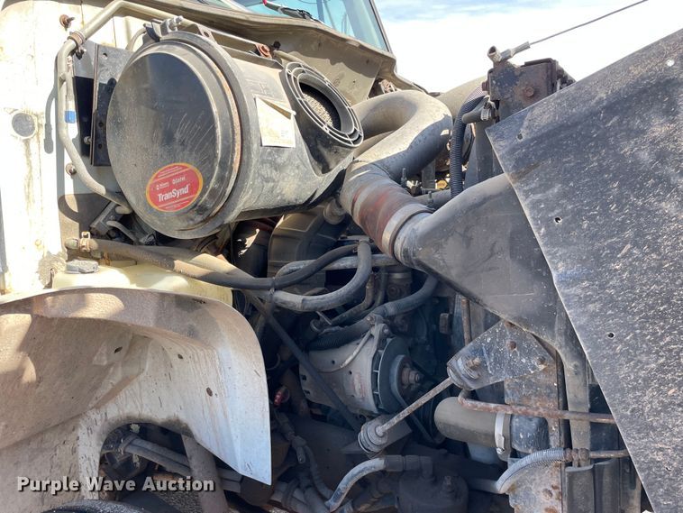 image for item OG9815 1996 International 8100 dump truck