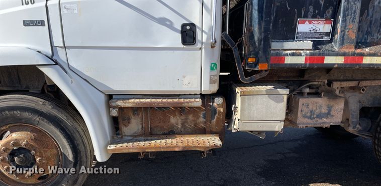 image for item OG9816 2003 Freightliner FL70 dump truck