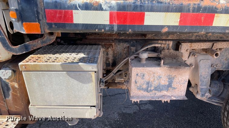 image for item OG9816 2003 Freightliner FL70 dump truck