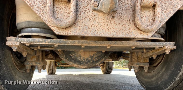 image for item OG9816 2003 Freightliner FL70 dump truck