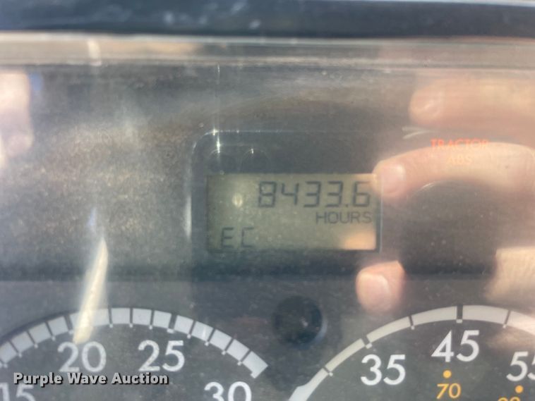 image for item OG9816 2003 Freightliner FL70 dump truck