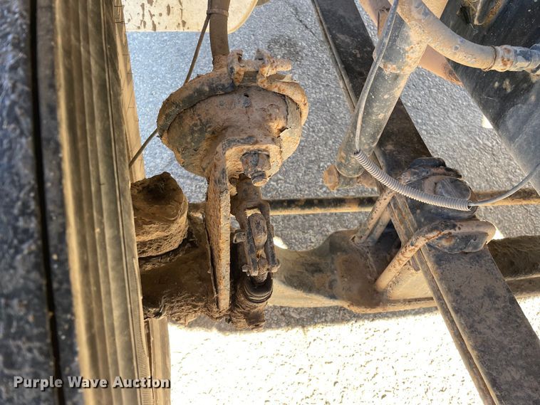 image for item OG9816 2003 Freightliner FL70 dump truck