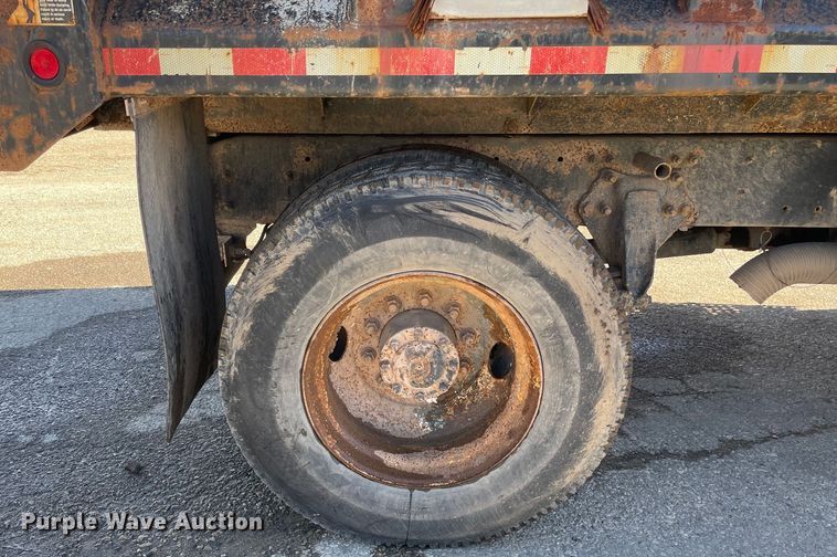 image for item OG9816 2003 Freightliner FL70 dump truck