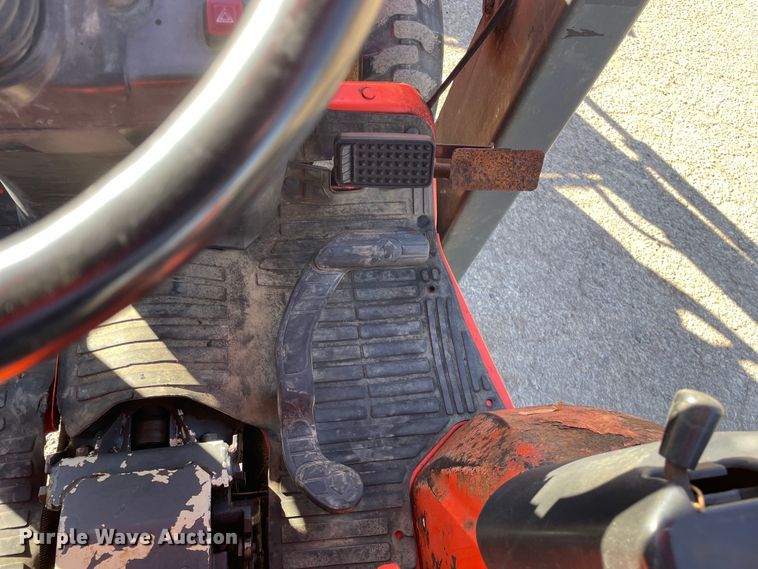 image for item OG9817 2013 Kubota  B26 backhoe