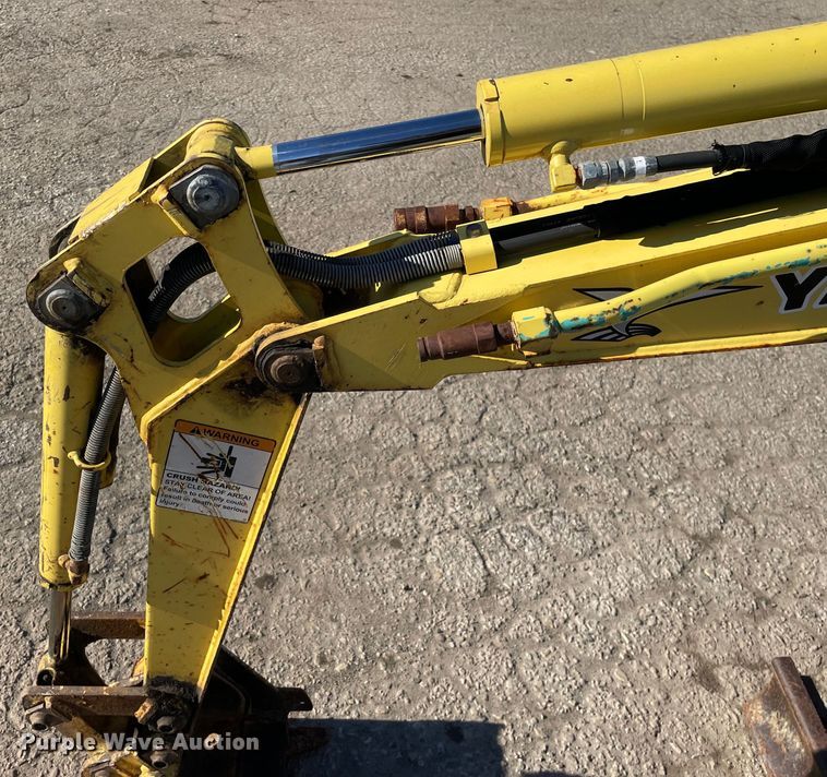 image for item OG9818 2011 Yanmar  SV08 mini excavator