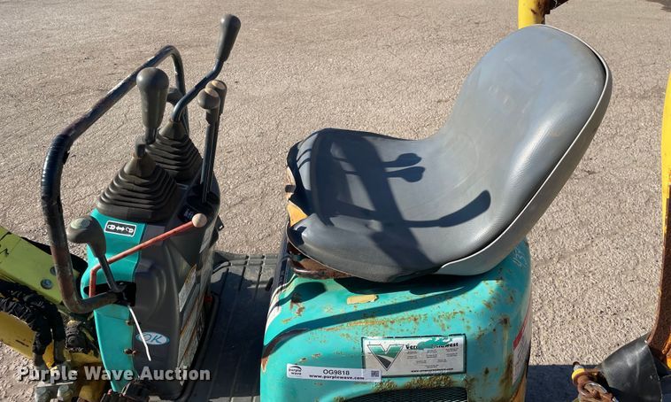 image for item OG9818 2011 Yanmar  SV08 mini excavator