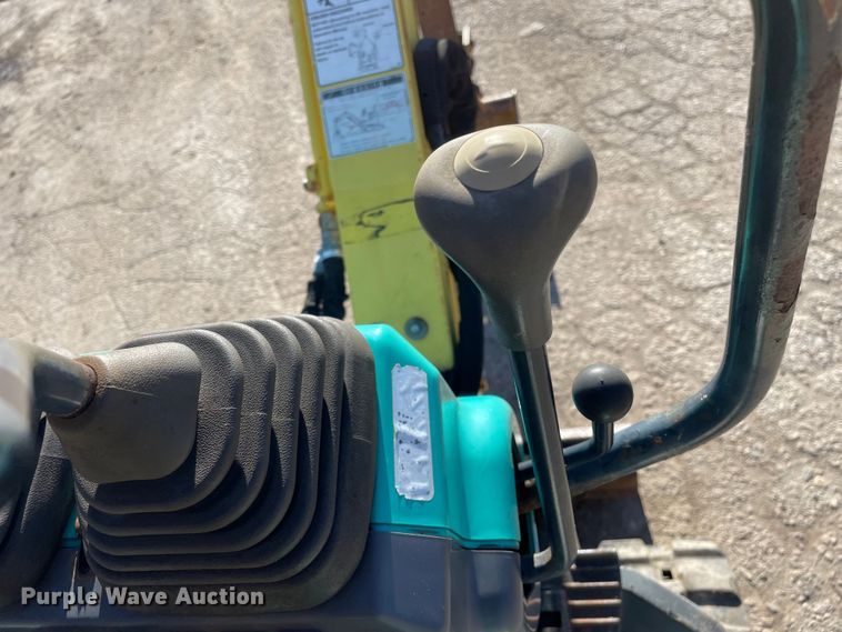 image for item OG9818 2011 Yanmar  SV08 mini excavator