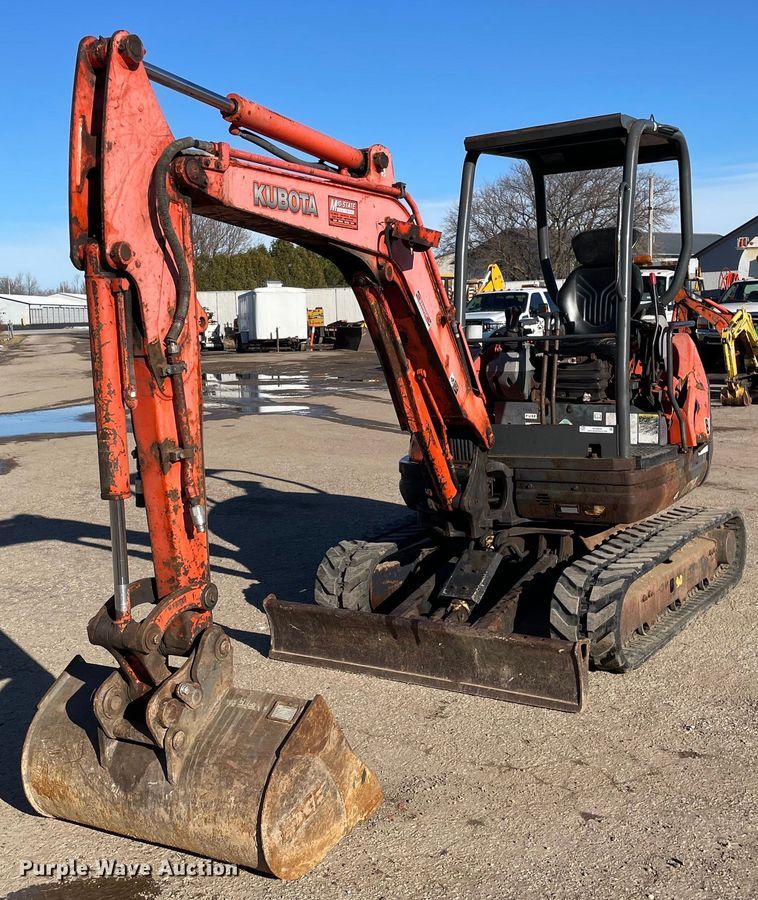 image for item OG9820 2011 Kubota  KX71-3S mini excavator