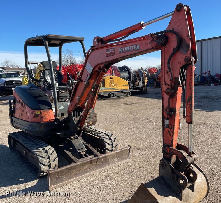 image for item OG9820 2011 Kubota  KX71-3S mini excavator