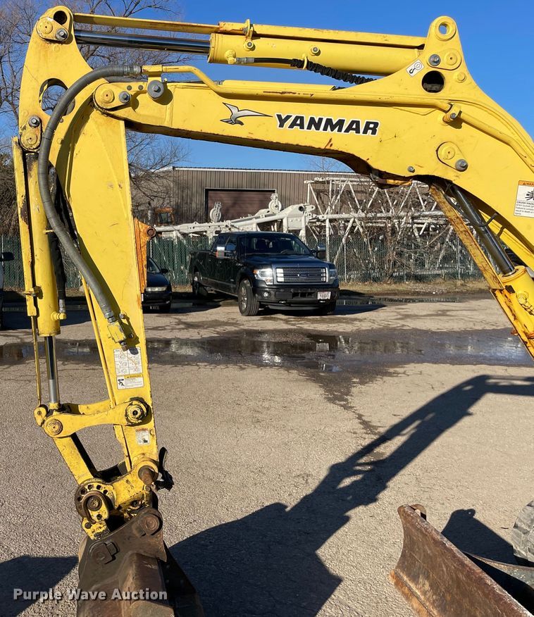 image for item OG9821 2012 Yanmar  Vi035 mini excavator
