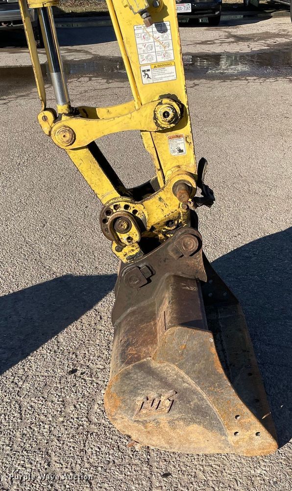 image for item OG9821 2012 Yanmar  Vi035 mini excavator