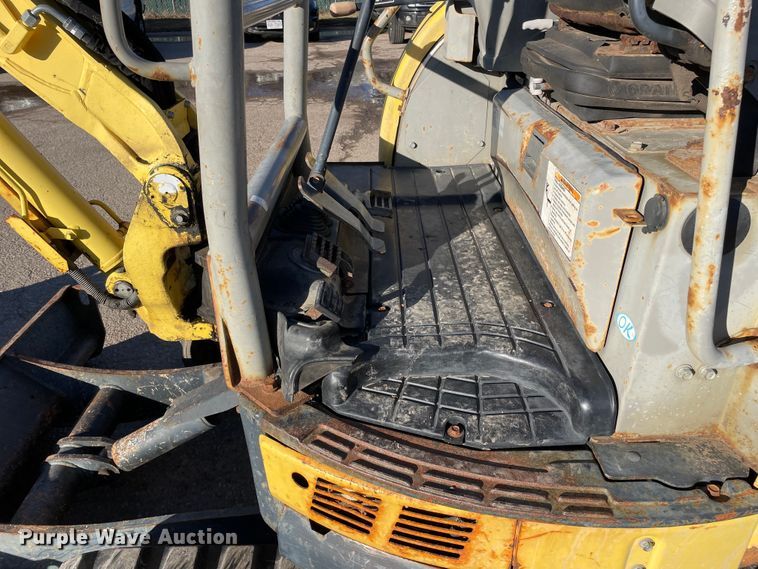 image for item OG9821 2012 Yanmar  Vi035 mini excavator