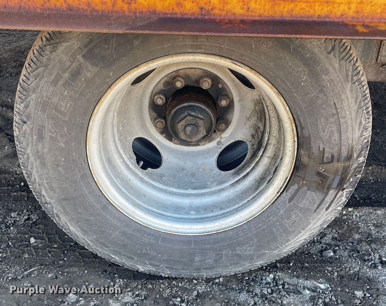 image for item OG9825 1998 Dynaweld equipment trailer