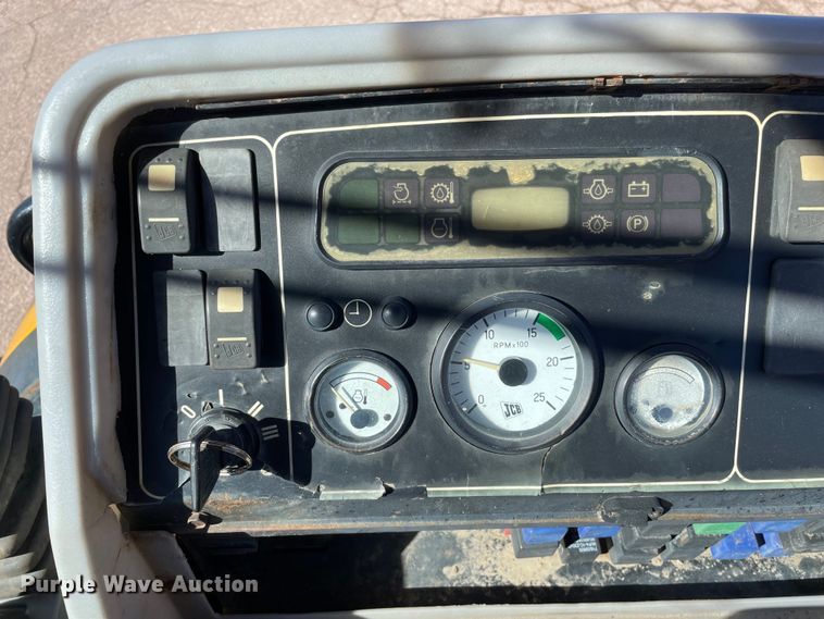 image for item OG9827 1998 JCB 214 Series 3 backhoe