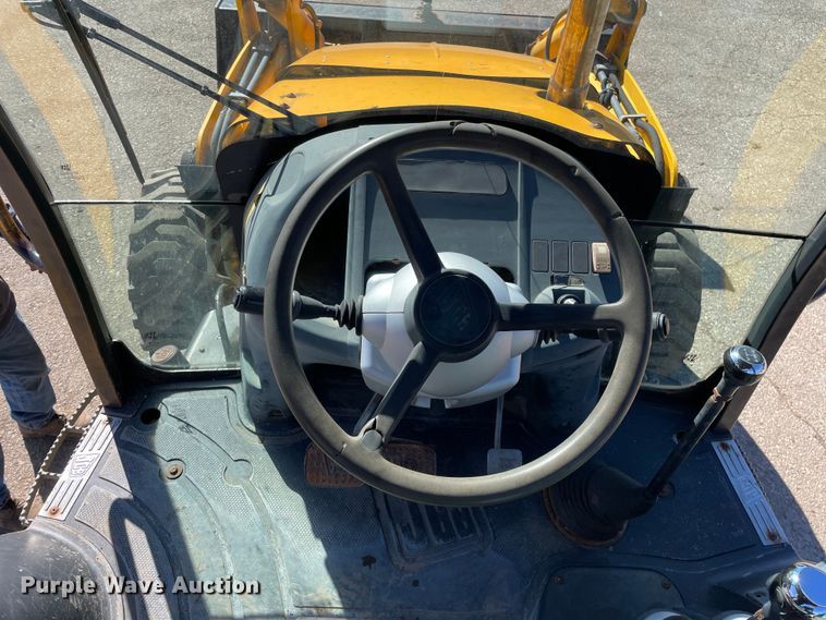 image for item OG9828 2003 JCB 214  backhoe