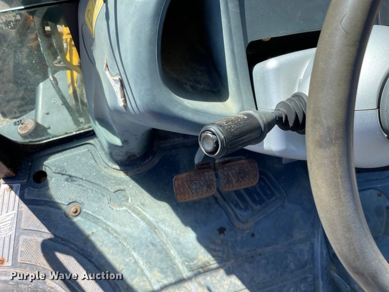 image for item OG9828 2003 JCB 214  backhoe