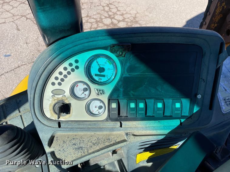 image for item OG9828 2003 JCB 214  backhoe