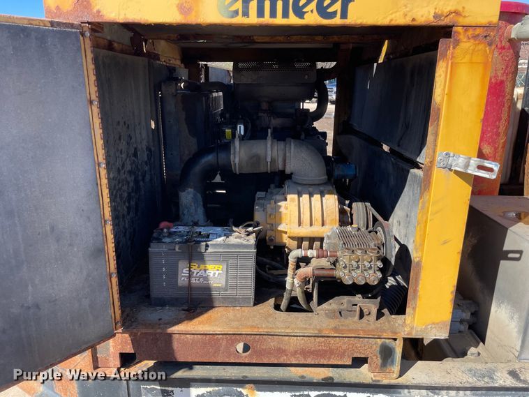 image for item OG9836 2011 Vermeer  LP555DT vacuum excavator