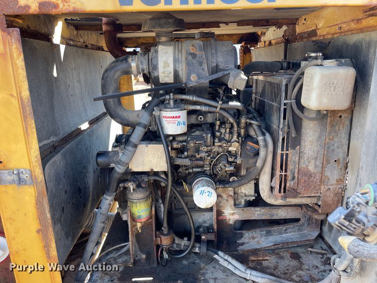 image for item OG9836 2011 Vermeer  LP555DT vacuum excavator