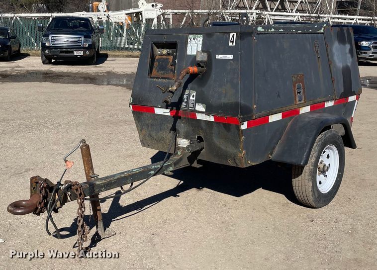 image for item OG9839 1999 Sullair 185DPQ JD air compressor