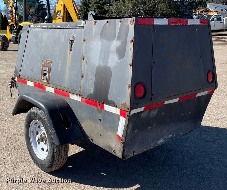 image for item OG9839 1999 Sullair 185DPQ JD air compressor