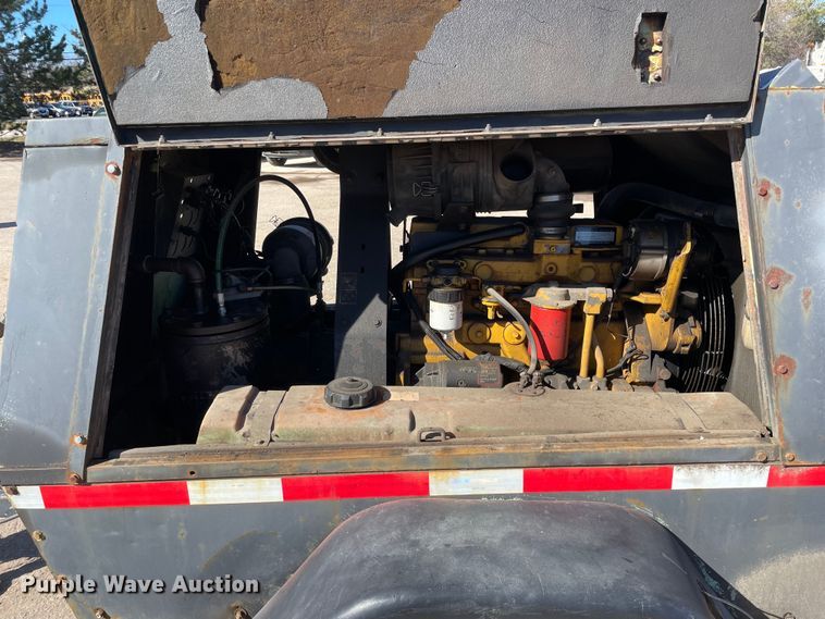 image for item OG9839 1999 Sullair 185DPQ JD air compressor