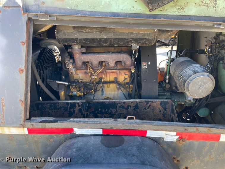 image for item OG9839 1999 Sullair 185DPQ JD air compressor