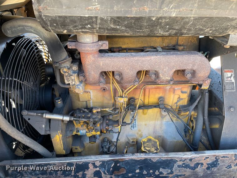 image for item OG9839 1999 Sullair 185DPQ JD air compressor