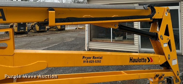 image for item OJ9536 2018 Haulotte 4527A boom lift
