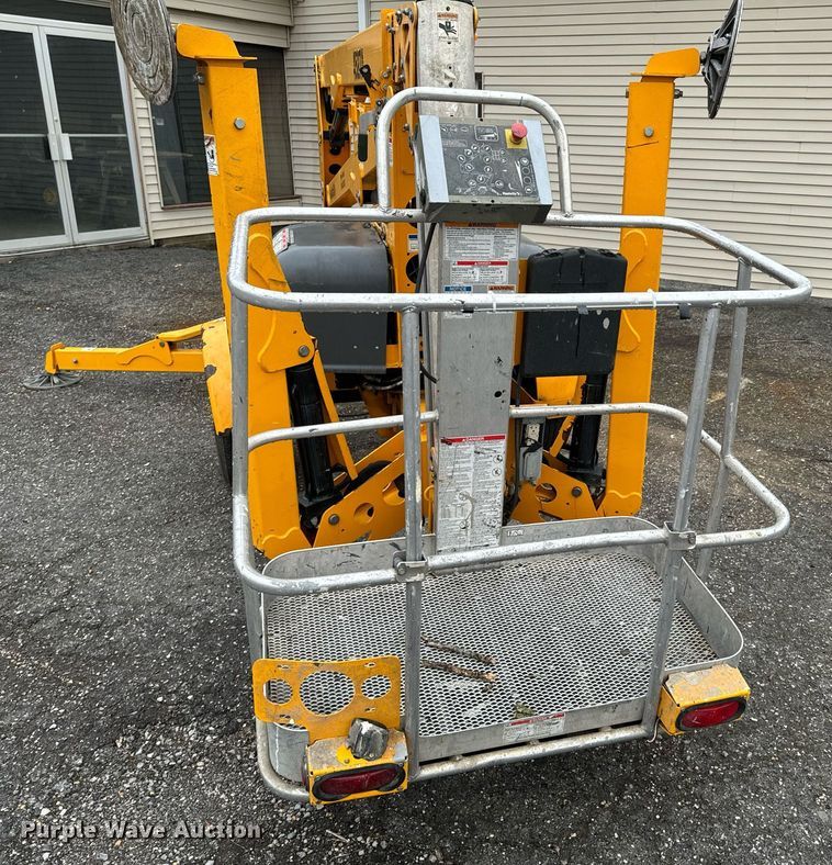 image for item OJ9536 2018 Haulotte 4527A boom lift